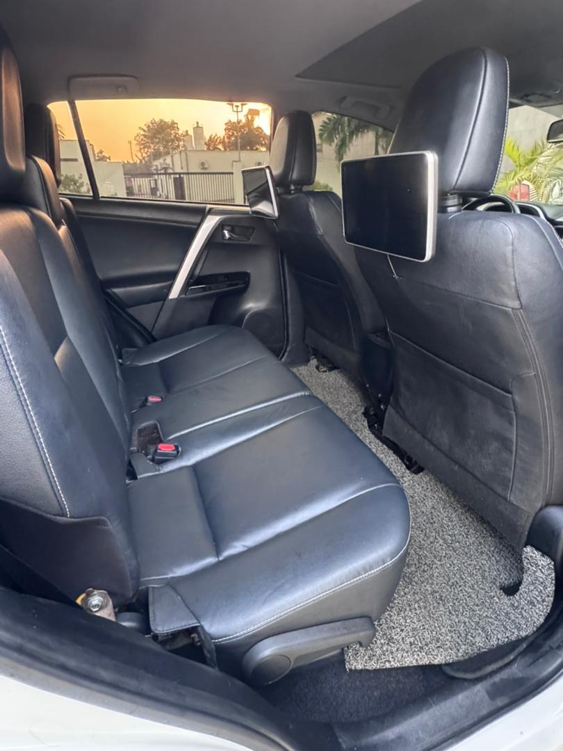 Toyota RAV4 2017 – SUV Blanc Full Option